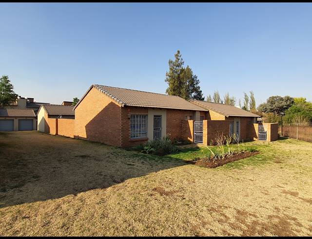 3 BEDROOM SEMI DETACHED FOR SALE IN NOORDWYK